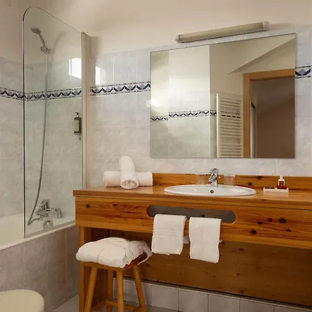 Le Castillan 3*