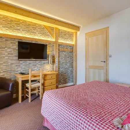 Hotel Le Castillan 3*