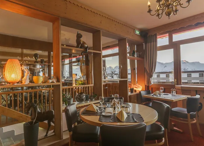 Le Castillan Hotel