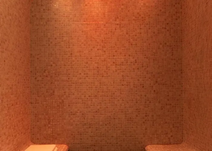 Le Castillan Hotel 3*