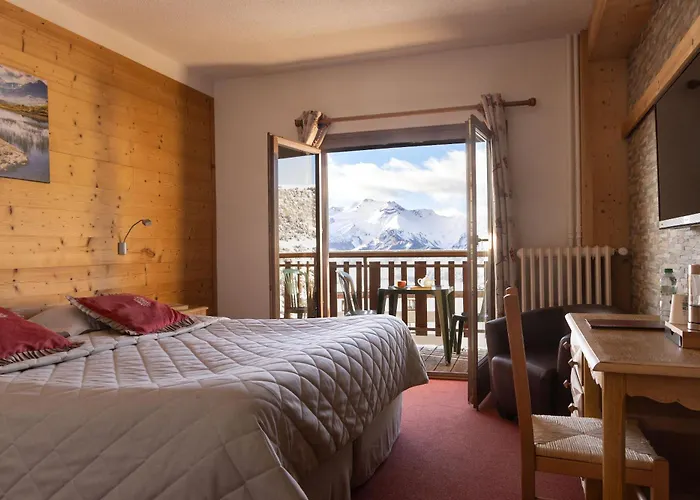Hotel Le Castillan 3*